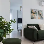 Emerald Halo Apartment Bukarest