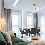 Apartman Emerald Halo *