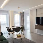 Apartman Emerald Halo